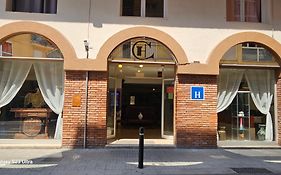 Hostal Caste